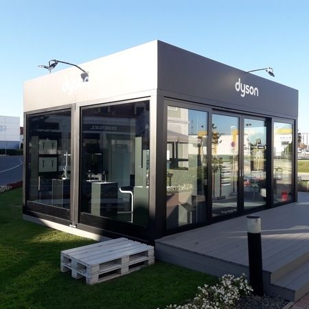 Ein Glascontainer in anthrazit für die Firma Dyson