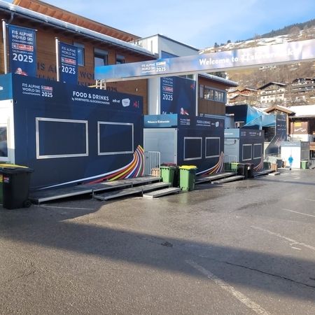 Promotioncontainer für Ski WM Saalbach