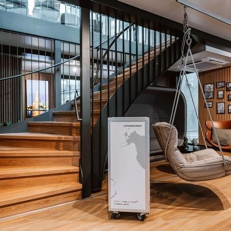 Promotioncontainer für Lufthansa Innenansicht